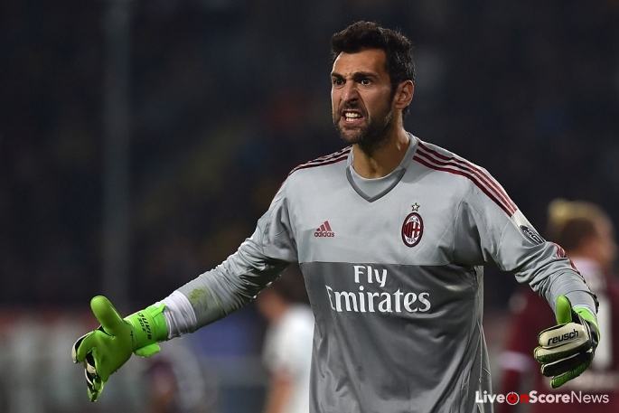 ac-milan-goalkeeper-diego-lopez