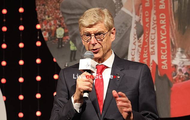 Wenger honoured to become Legend of Football