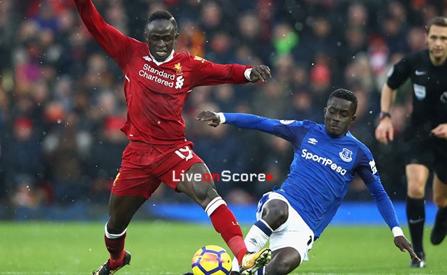 Carragher warns Leicester boss Rodgers: You won't want such a reputation