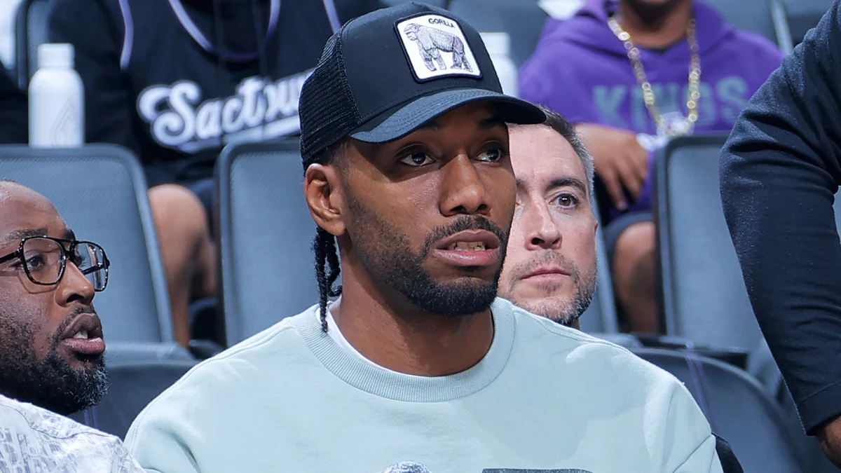 KAWHI LEONARD TO MISS 2 GAMES DUE TO STIFFNESS IN RIGHT KNEE