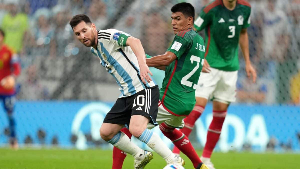 Canelo calls out Messi for disrespecting Mexico