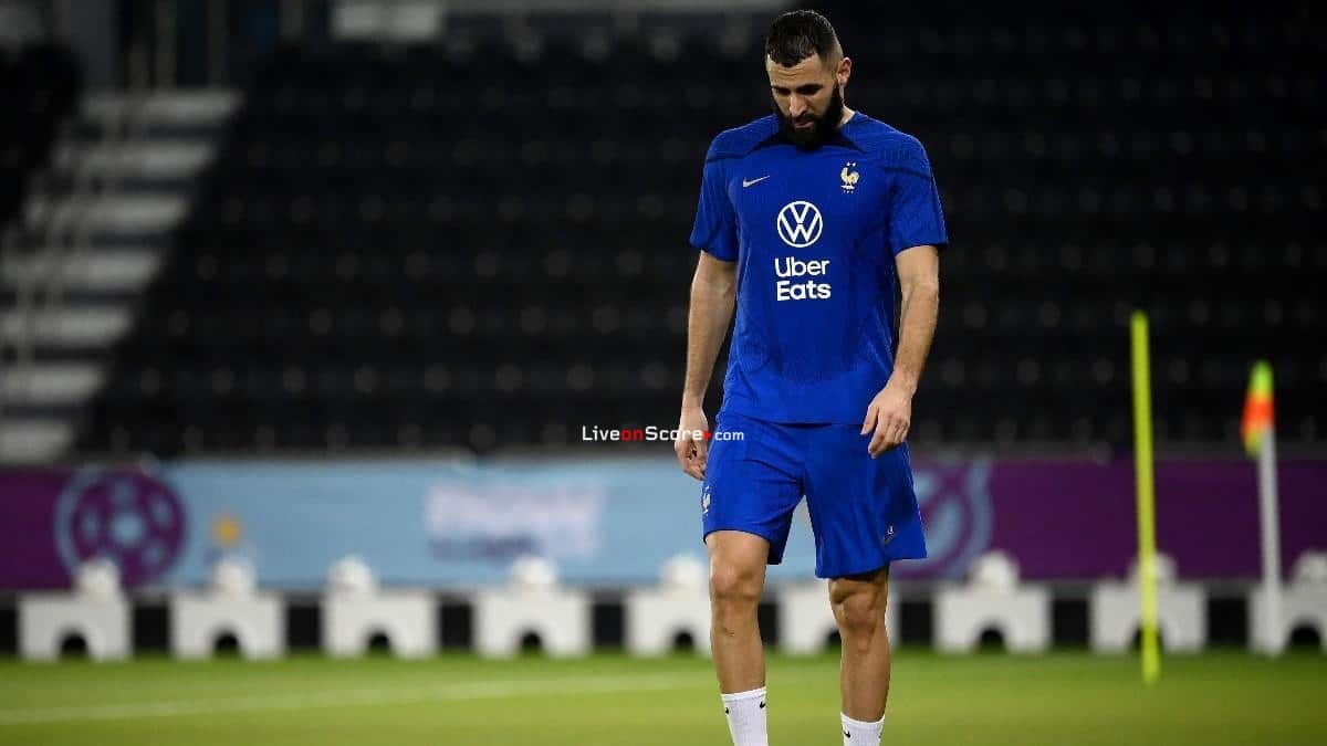 France striker claims in tweet that international career is ending
