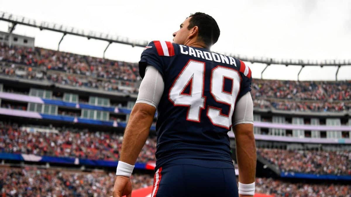 Naval academy grad and Patriots long-snapper Joe Cardona pleased with military deferment update