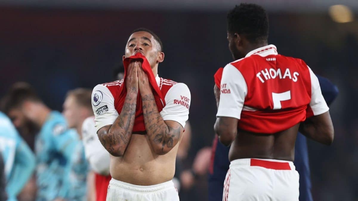 Arsenal have now ceded the title race after losing their focus — again.