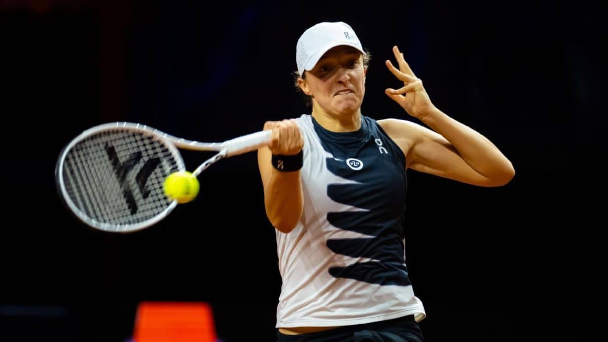 Swiatek downplays injury ahead of French Open