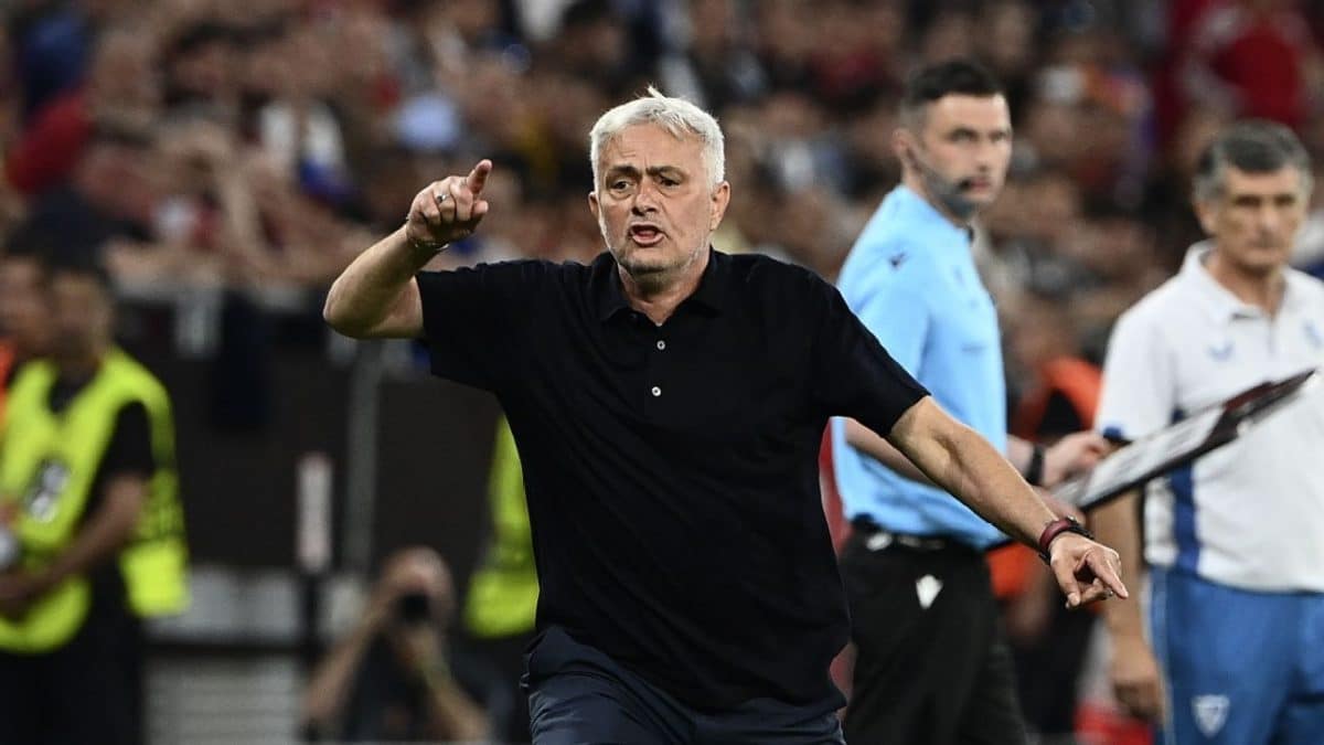 Mourinho charged by UEFA for expletive ref rant