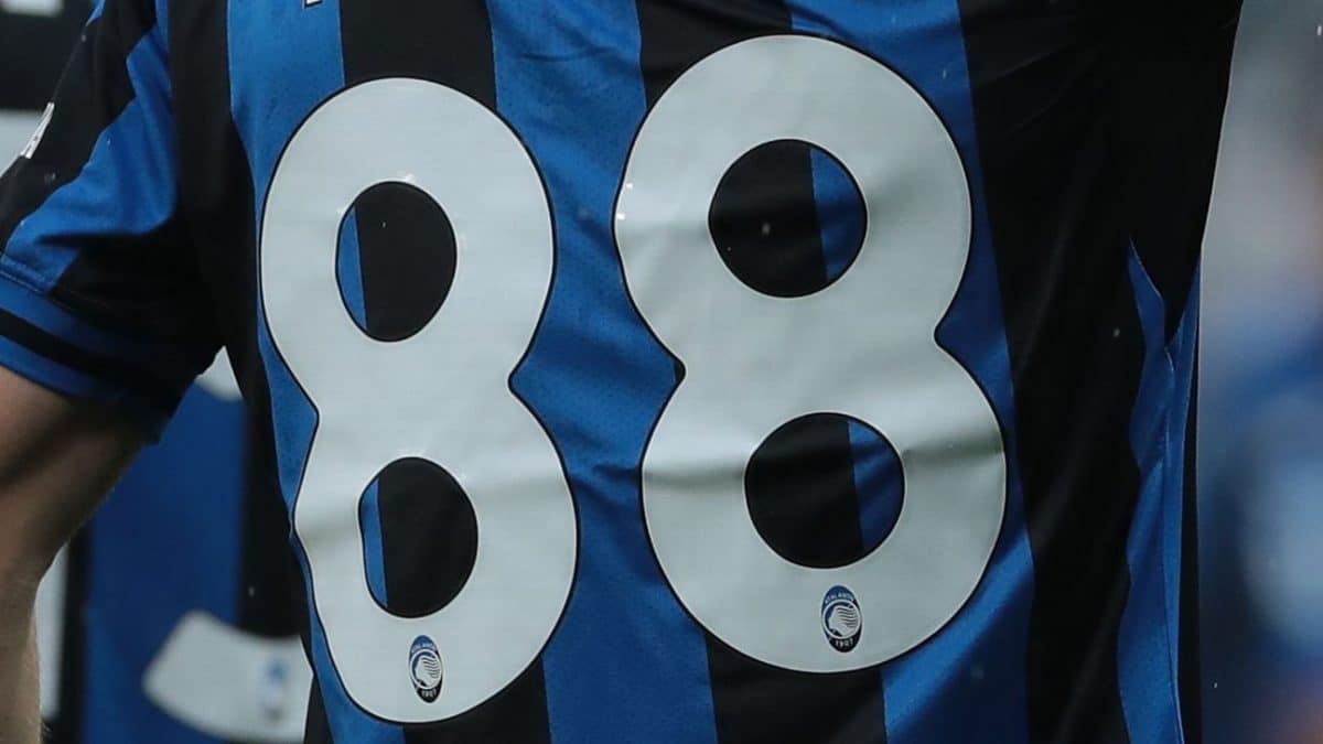 Italy bans players from wearing No. 88 jersey