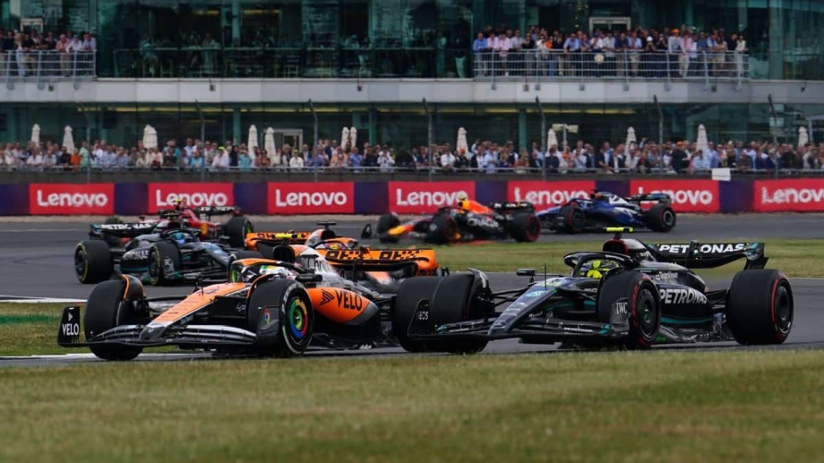 Mercedes to examine unusual McLaren upgrade