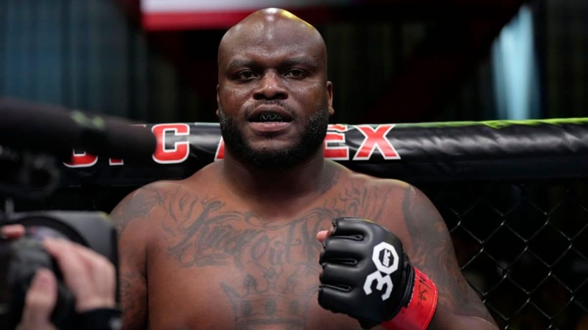 Fan fav D. Lewis inks 8-fight deal to stay with UFC