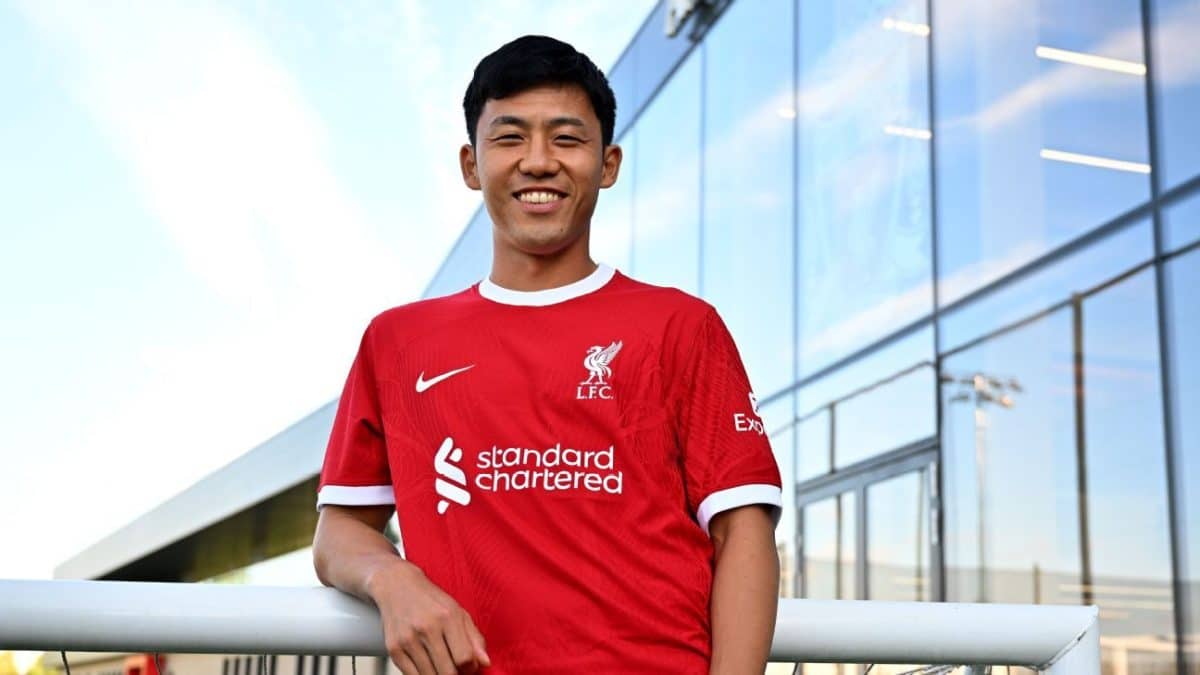 Liverpool sign Endo after Lavia Caicedo snubs