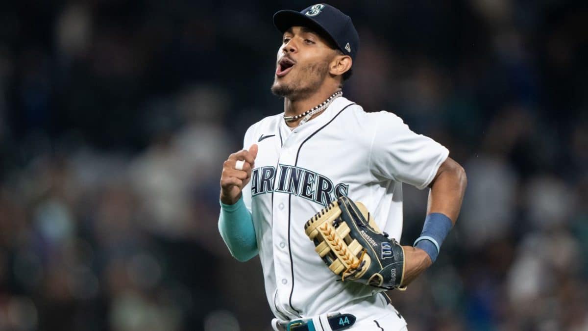 Its historical: J-Rod has another 4-hit game, HR