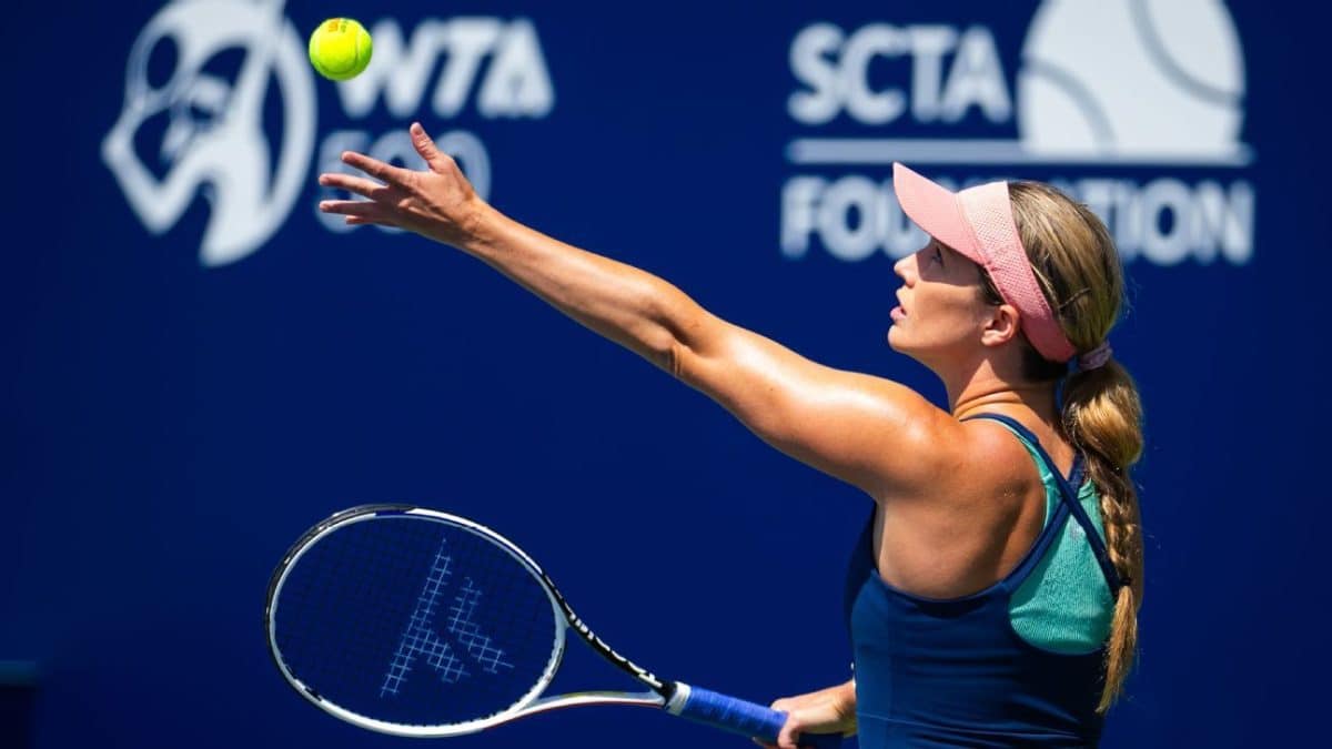 Collins wins in singles and doubles in San Diego
