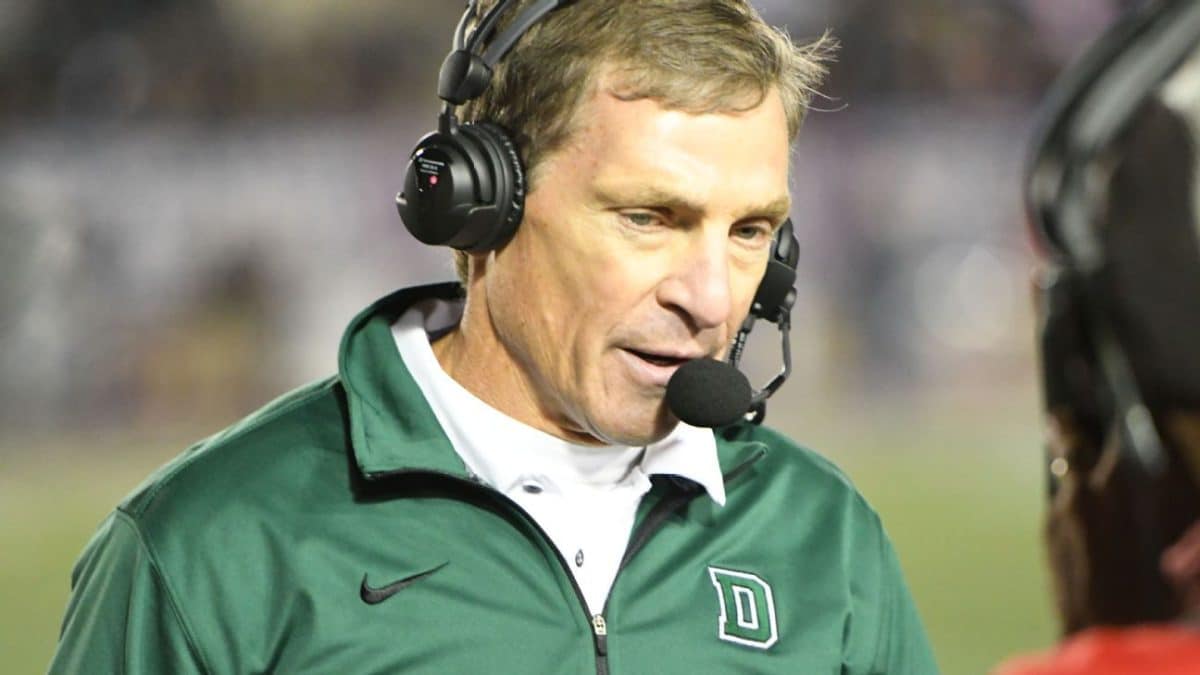 Dartmouth coach Teevens dies after bike accident