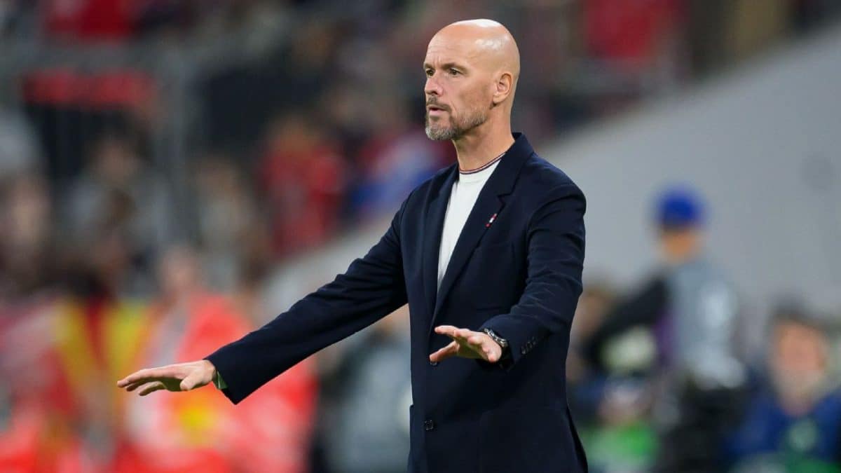 Ten Hag denies squad rift: We are united