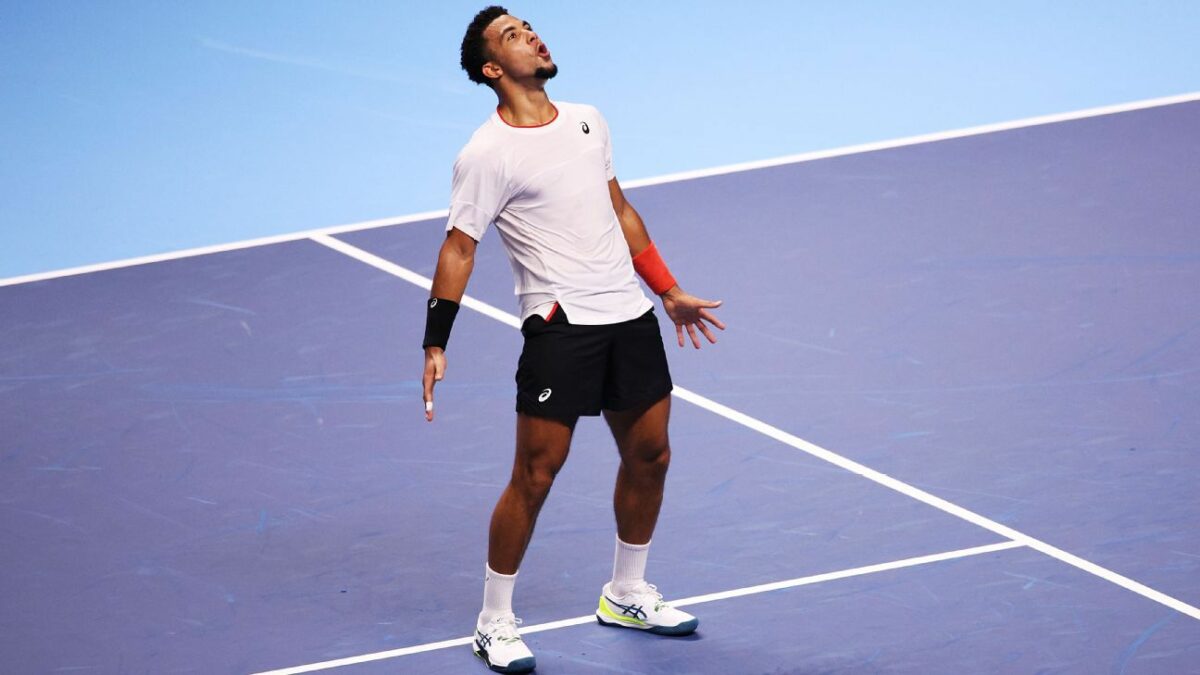 Fils, Medjedovic post wins at Next Gen Finals