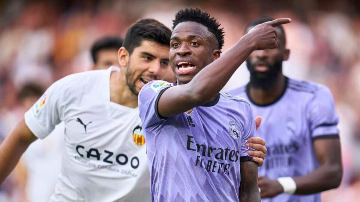 FIFPRO report: Fan violence affects player safety