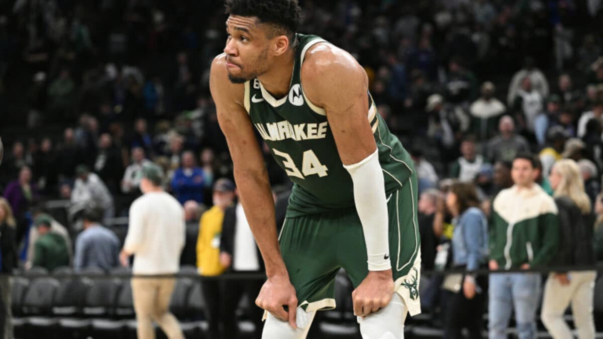 LSs Brian Windhorst Speaks On Giannis Antetokounmpos Uncertain Future In Milwaukee