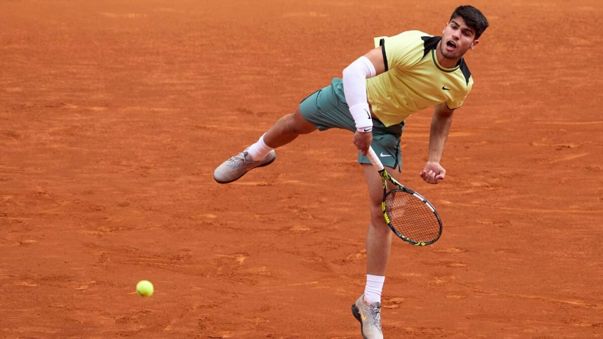 Alcaraz cruises to another easy win in Madrid