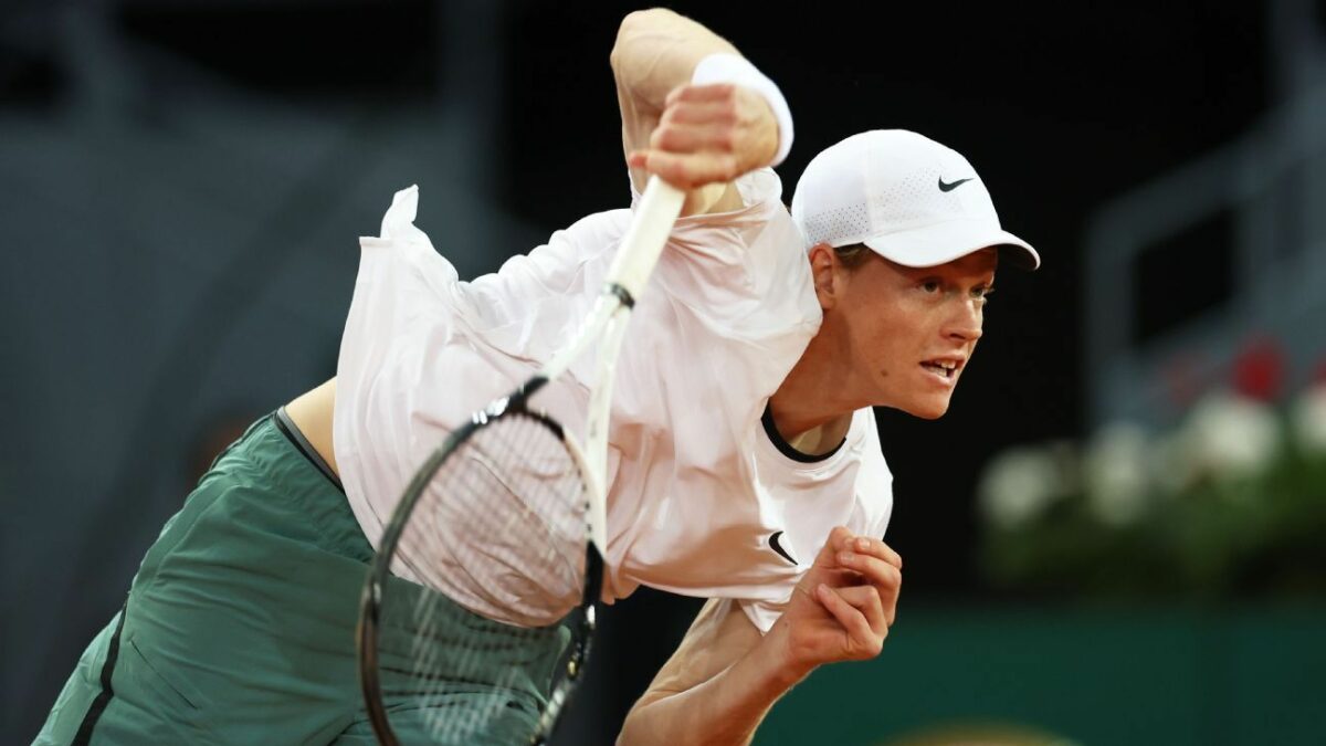 Sinner succeeds Djokovic at No. 1 in ATP rankings
