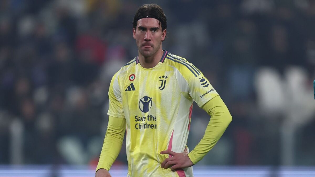 Transfer rumors news: Arsenal keen on Vlahović in January