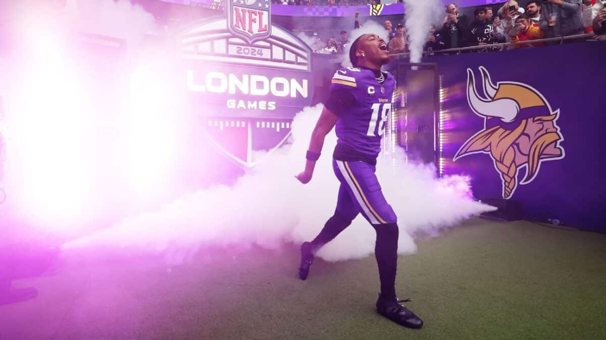 What doesnt make Justin Jefferson one of one?: Is the Vikings star receiver so elite he can lead them to a Super Bowl?