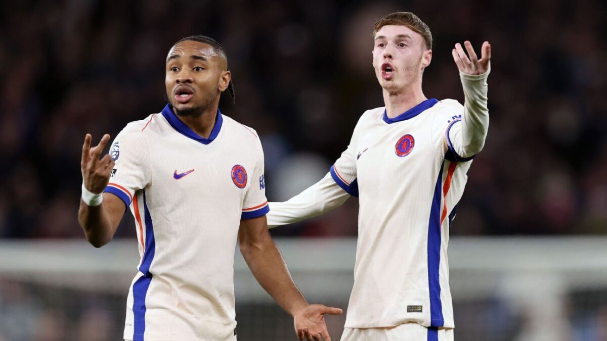 European soccer review: Villas new signings kick Chelsea while theyre down