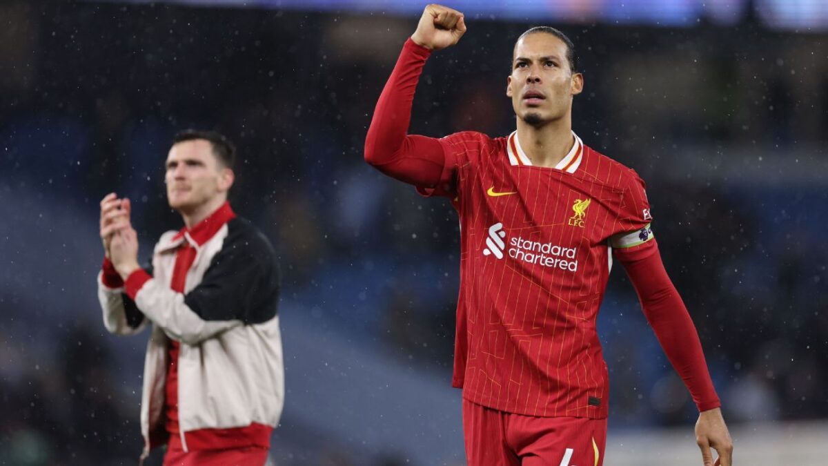 Van Dijk hails Liverpools togetherness vs. PSG