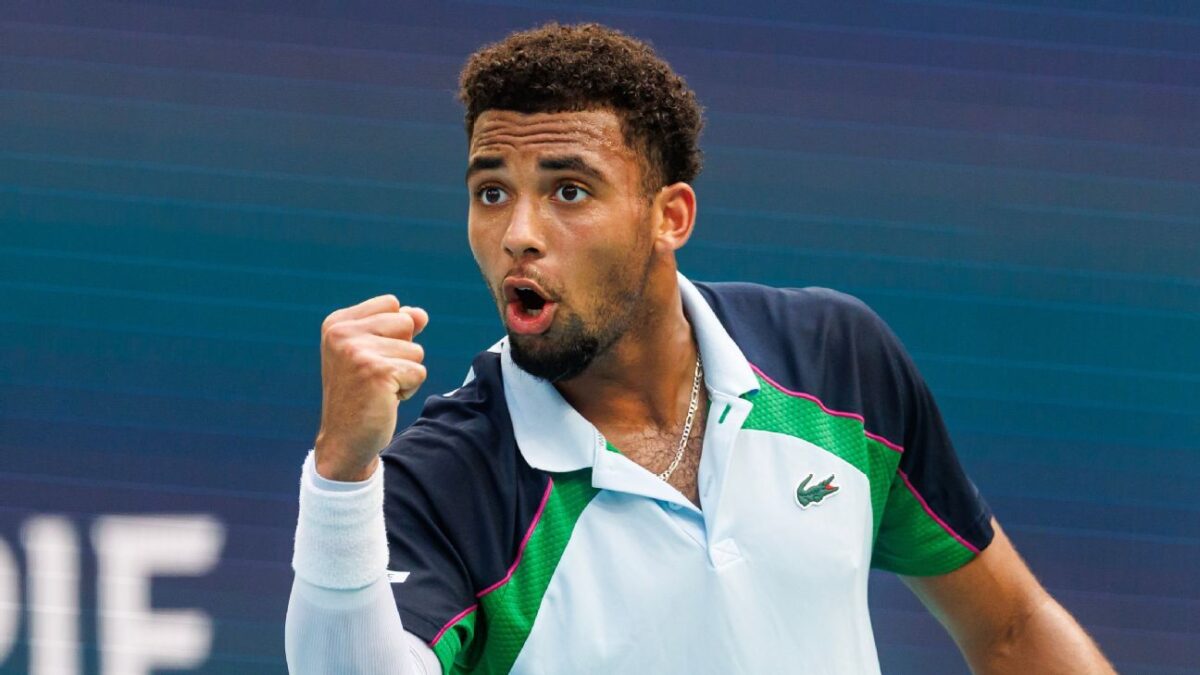 Fils bounces top-seeded Zverev at Miami Open