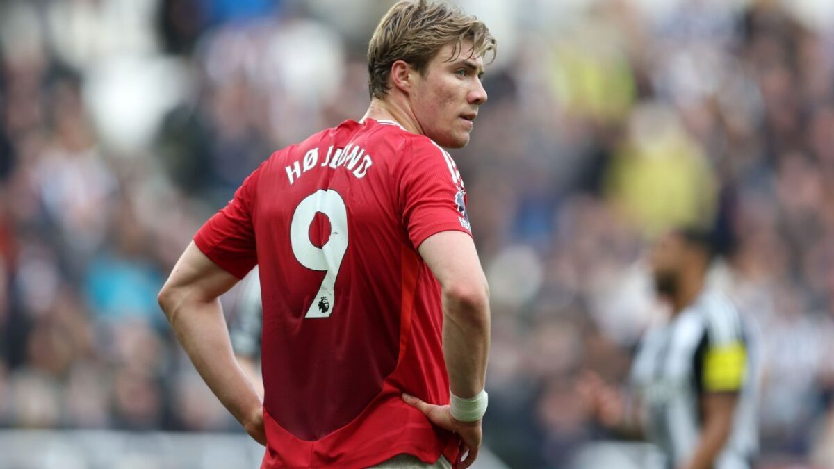 Transfer rumors news: Juventus make first concrete move to sign Højlund