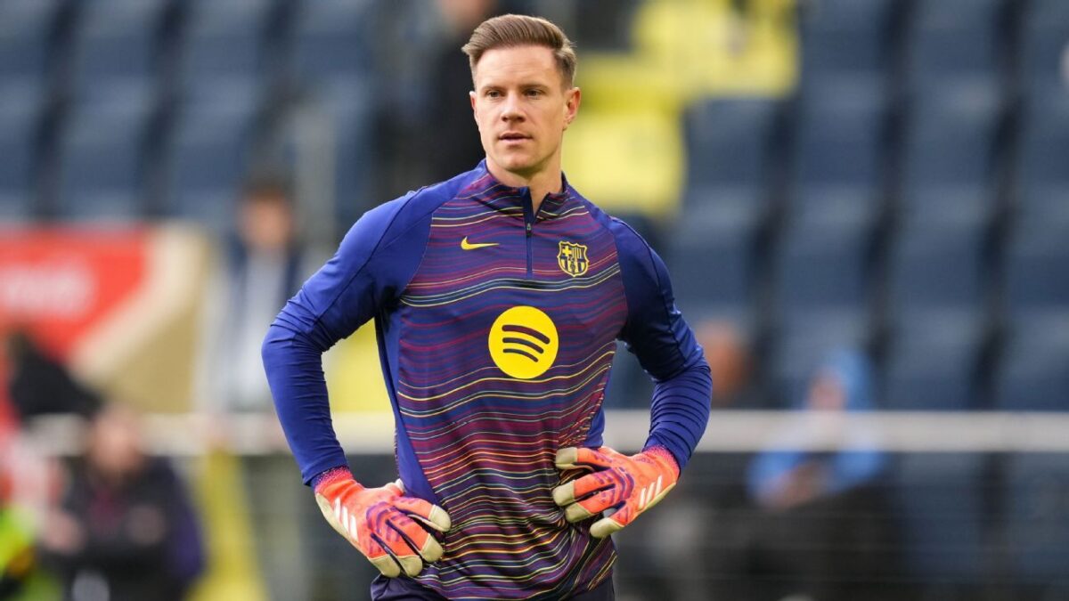 Barcelonas Marc André ter Stegen injured amid transfer links