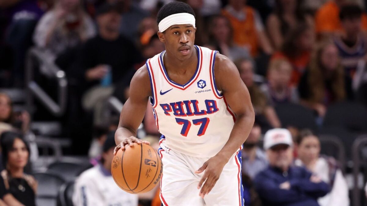 76ers VJ Edgecombe out at least 1 game with bruised back