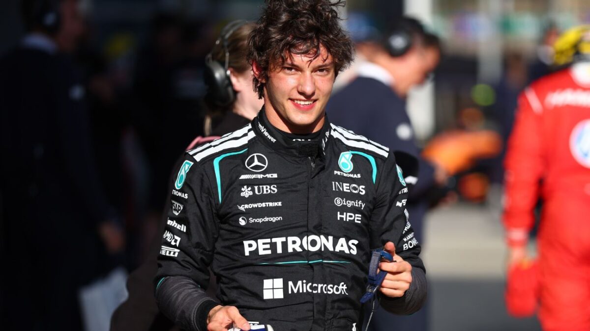 Canadian Grand Prix: Kimi Antonelli wins for Mercedes after teammate George Russell forced to retire