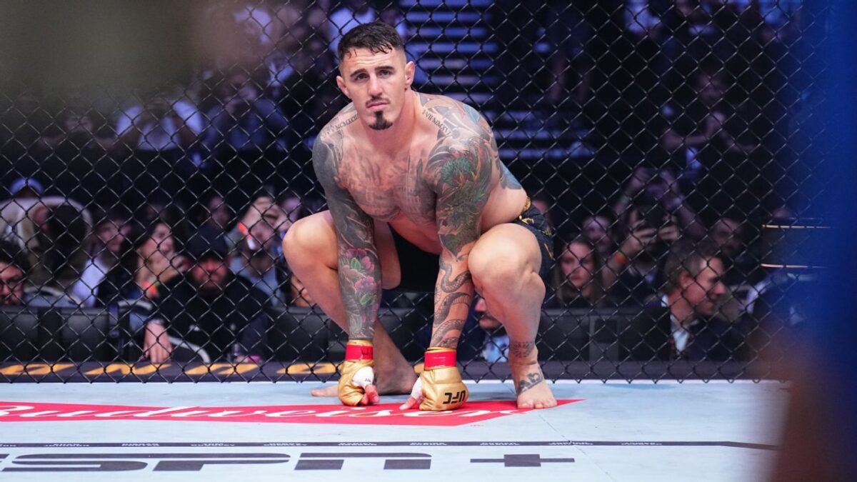 Hearn advises Aspinall not to fight under current UFC contract
