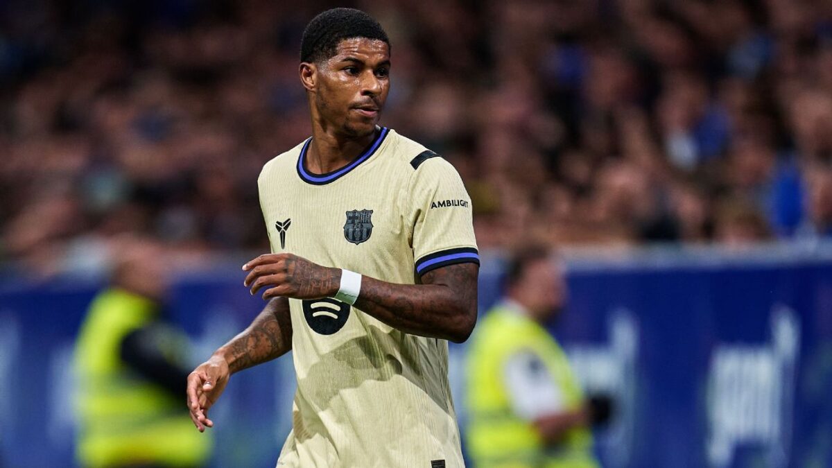 Man United have no plans to negotiate new Marcus Rashford loan with Barcelona   sources