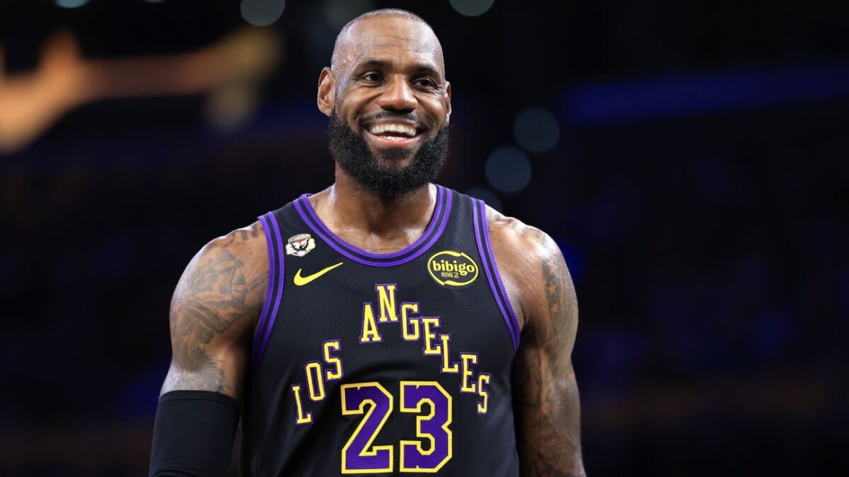 LeBron James informs Lakers he plans to play elsewhere in 2026 27