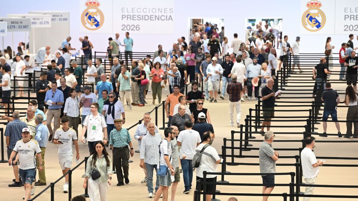 Real Madrid members voting in first elections for 20 years