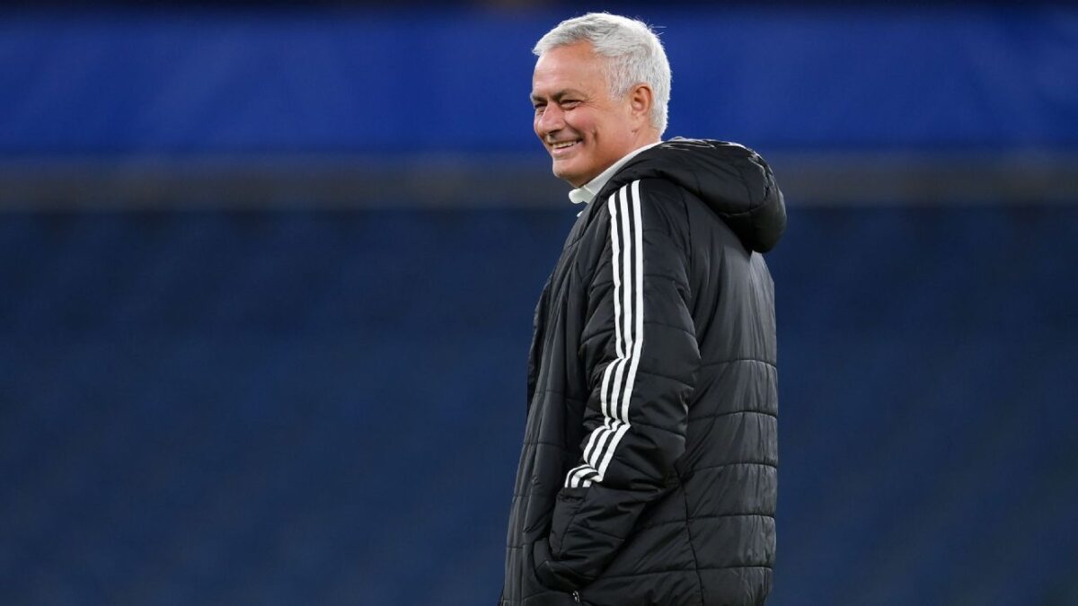 Real Madrid poised to confirm José Mourinho return after Benfica exit