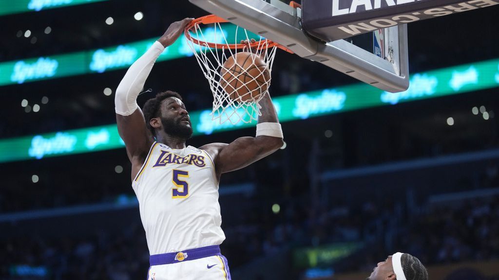 Deandre Ayton picking up $8.1M Lakers option, sources say
