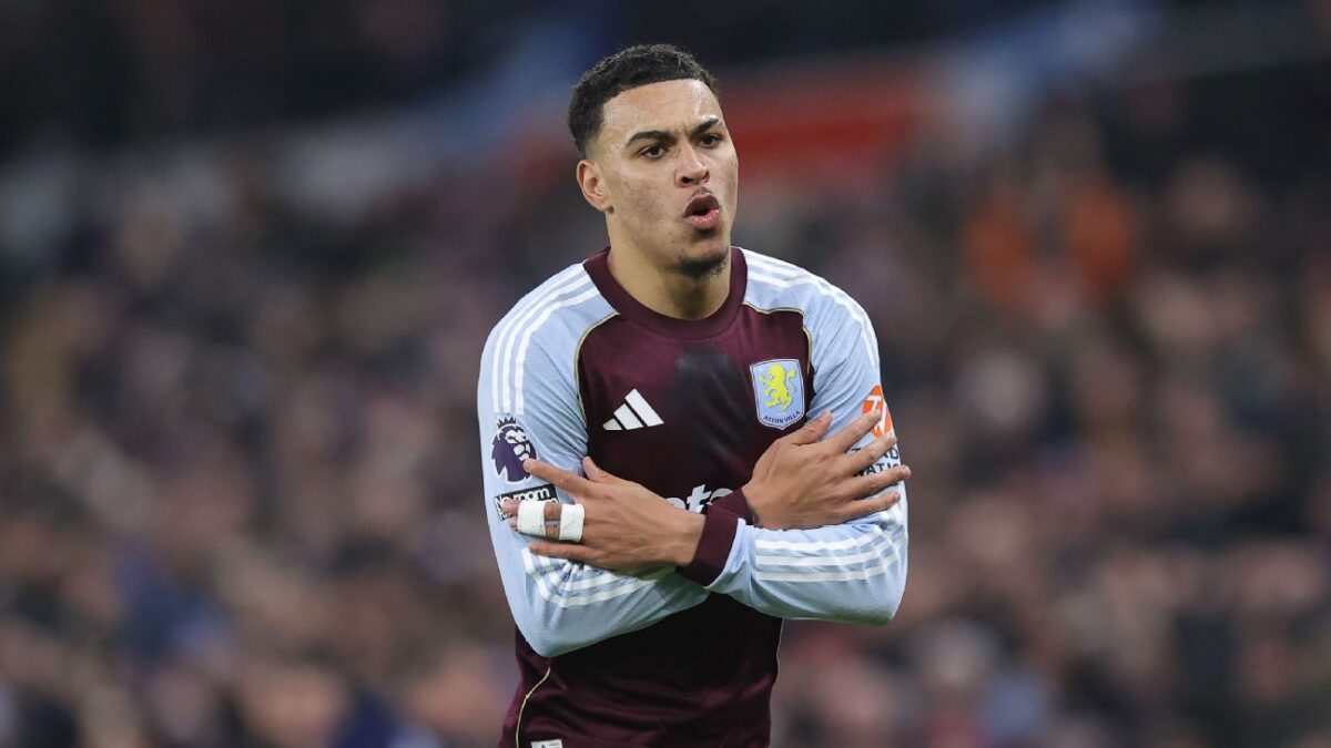 Transfer rumors news: Arsenal accelerate Rogers talks after Tzolis deal