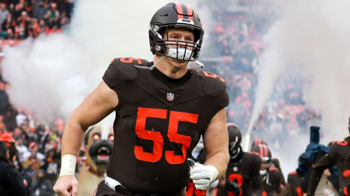 Ethan Pocic signing 1 year deal with Ravens, sources say
