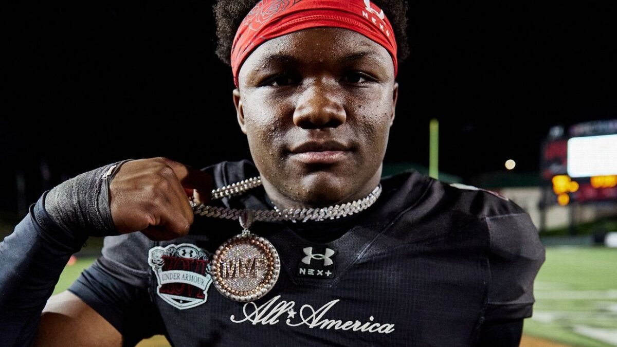 Ranking the top 25 college football recruits regardless of class