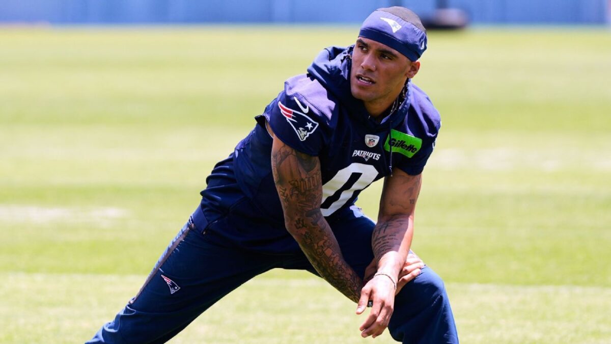 Kraft: Patriots Gonzalez has offer to be highest paid CB ever