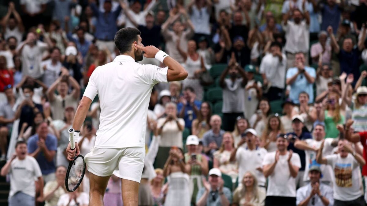 Novak Djokovic wins 5 set Wimbledon thriller to reach semis