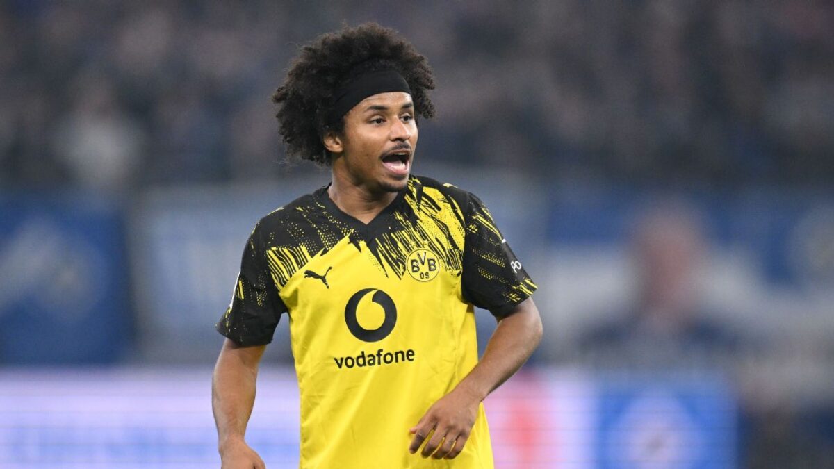 Barcelona bid for Borussia Dortmunds Karim Adeyemi   source