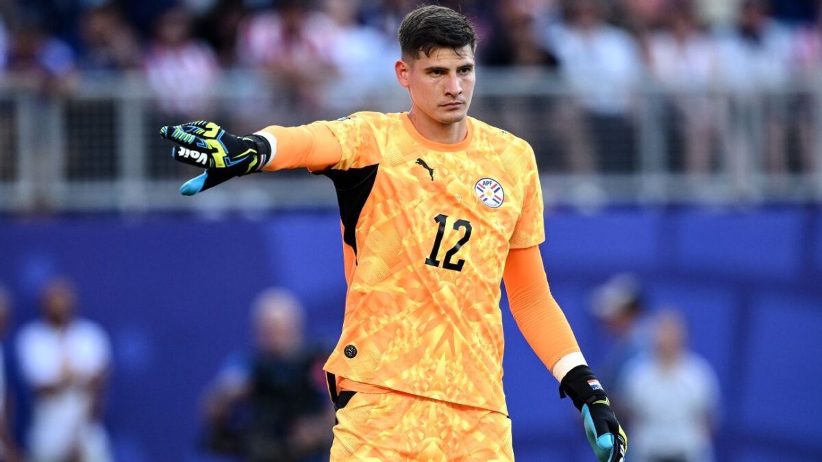 Transfer rumors news: Could Man United sign Paraguay GK as Lammens competition?