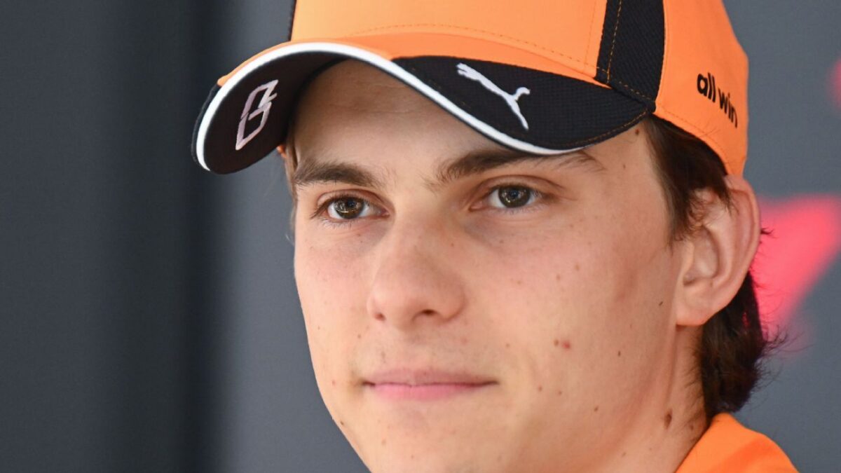 Piastri shuts down McLaren swap rumours as Max Verstappen is just exploring options