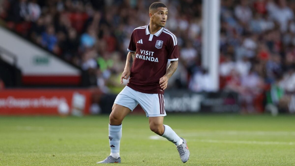 João Gomes makes Aston Villa debut in 5 0 preseason win at Walsall